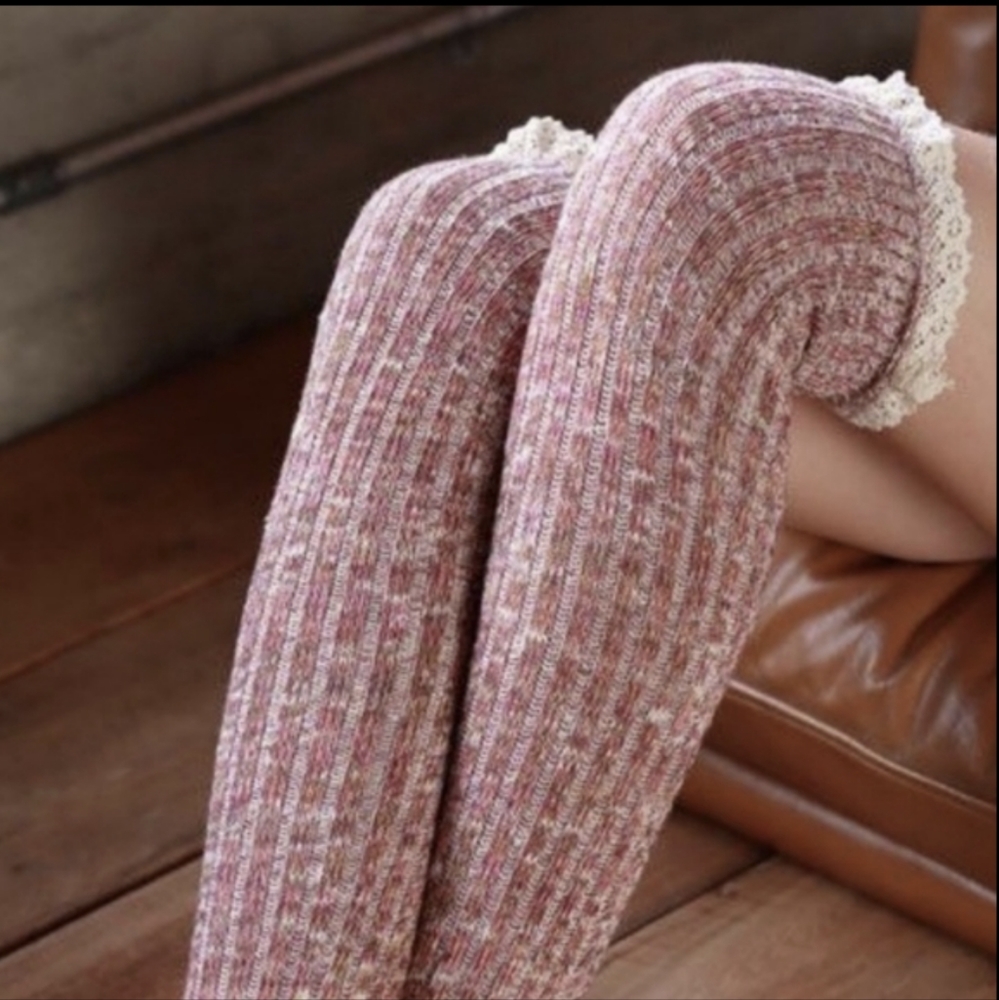 Stocking Stuffer! Beautiful Burgundy Socks w/Dainty Cream Trim - Picture 11 of 15
